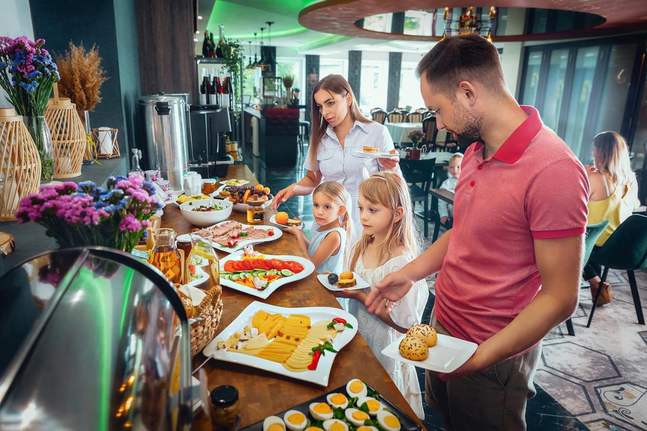 Zacisze Nad Nida Resort ピンチュフ エクステリア 写真