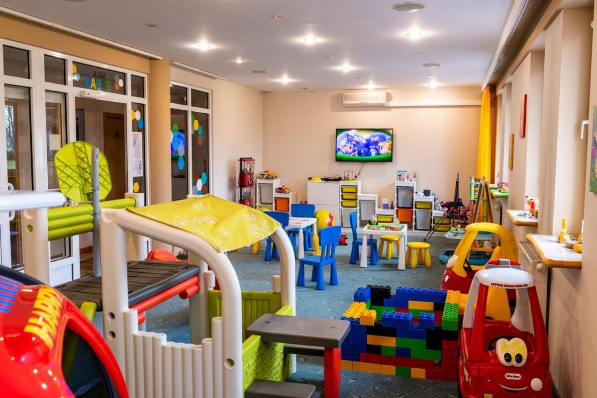Zacisze Nad Nida Resort ピンチュフ エクステリア 写真